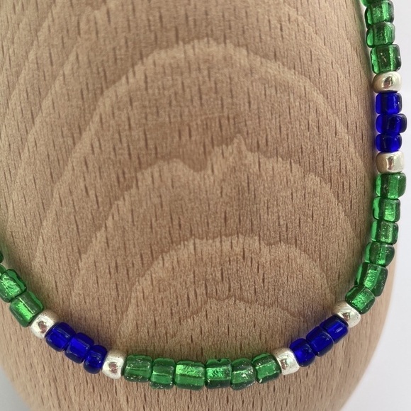 STRETCH Beaded Anklet Green & Blue - Picture 5 of 11
